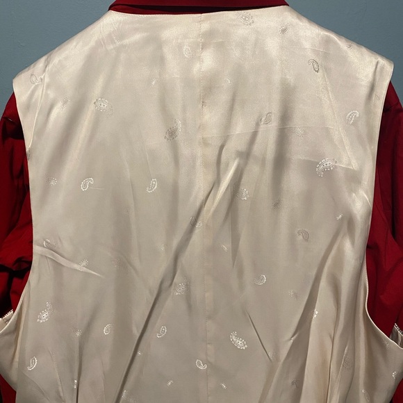 They’re not hemmed. - Picture 5 of 5